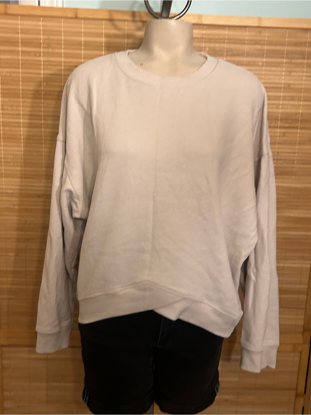 Calvin Klein Performance  light tan crewneck long sleeve sweatshirt woman’s L